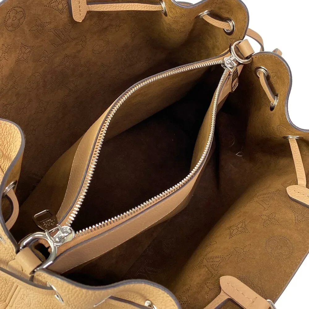 Louis Vuitton Beratoth Mahina Tote Bag M59655